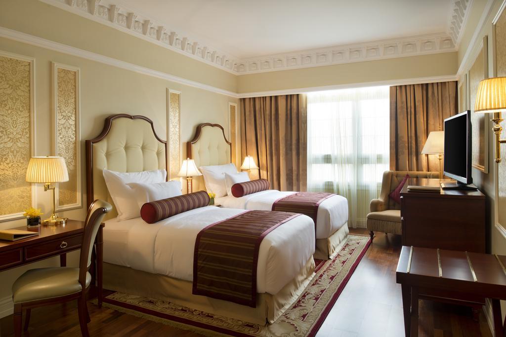 Warwick Doha Hotel Habitación foto