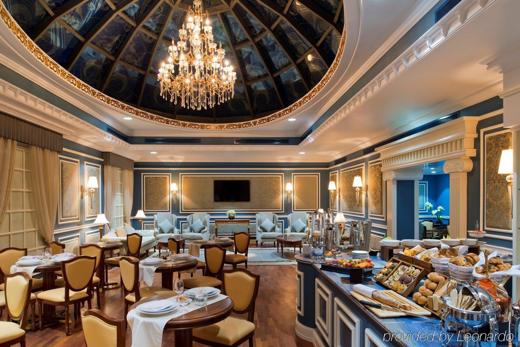 Hotel Warwick Doha Exterior foto The restaurant